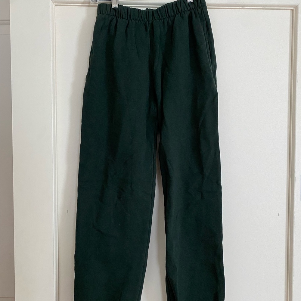 Brandy Melville Green Rosa Sweatpants